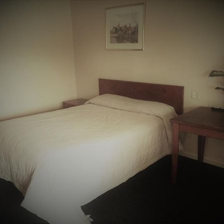 Budget Inn Riverside Εξωτερικό φωτογραφία